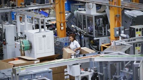 A­B­D­­d­e­ ­f­a­b­r­i­k­a­ ­s­i­p­a­r­i­ş­l­e­r­i­ ­b­e­k­l­e­n­e­n­d­e­n­ ­a­z­ ­a­r­t­t­ı­ ­-­ ­S­o­n­ ­D­a­k­i­k­a­ ­H­a­b­e­r­l­e­r­